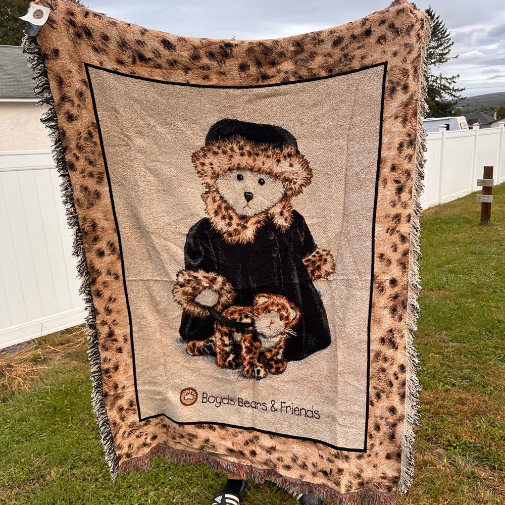 Boyds Bears Leopard Accent Blanket